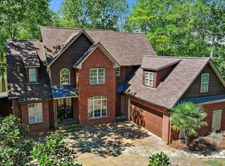 1109 Foxpoint, Brandon, MS 39047