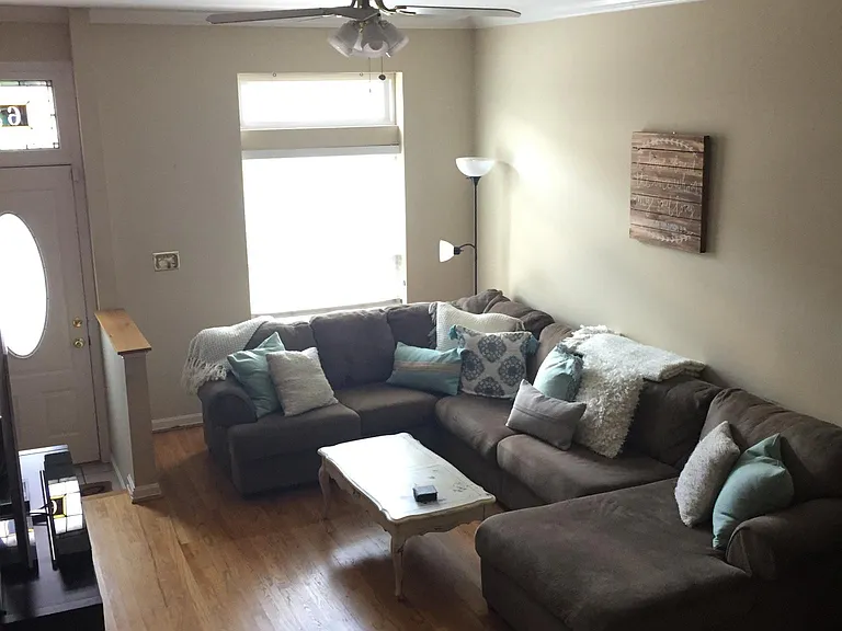629 S Linwood Ave — Photo 1