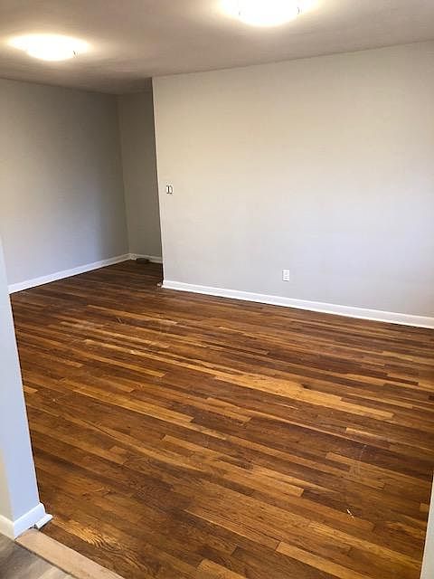 2nd image of 274 3rd St #10
