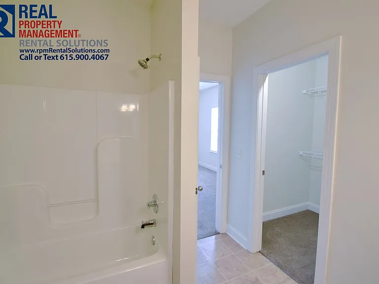337 Rowlette Cir — Photo 15