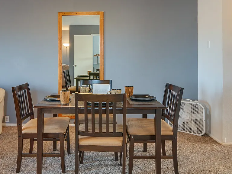 25 E Lexington #4 — Photo 6