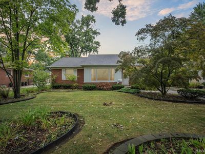 18870 Beverly Rd, Beverly Hills, MI, 48025