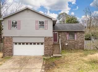 3 Forest Maple Ct, Little Rock, AR 72223