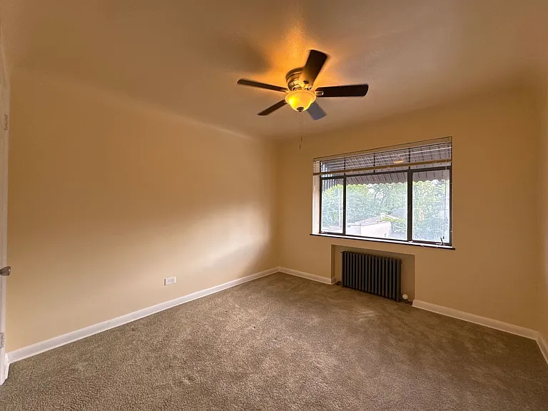 Don Edward Apartments — Photo 16