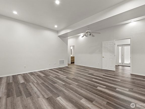 4th image of 2718 S Star lake Road