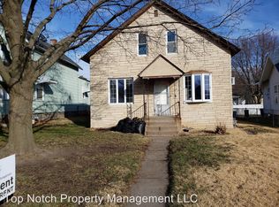 143 N Thornwood Ave, Davenport, IA 52802