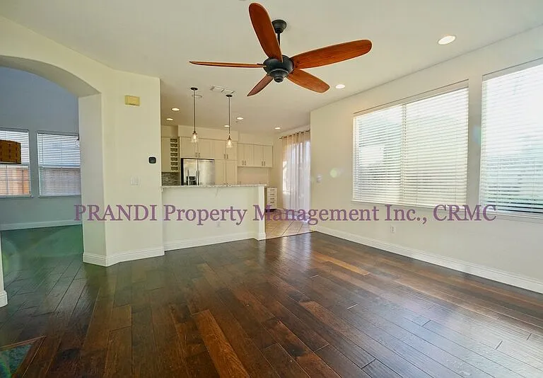 14 Pizarro Ave — Photo 8