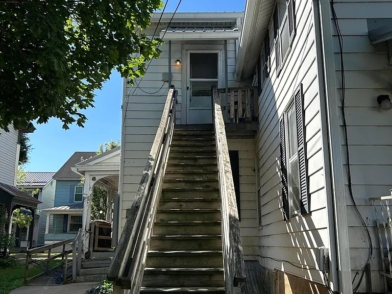632 Chestnut St #3 — Photo 15