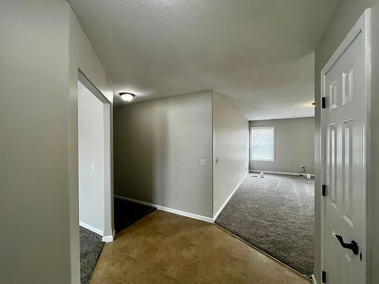 4367 Timber Creek Pkwy — Photo 2