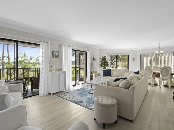 233 NE Edgewater Drive #104, Hutchinson Island, FL 34996