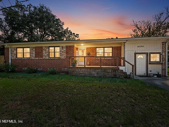 2nd image of 6934 MAYAPPLE Road