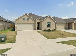 9612 Crawler Dr, Fort Worth, TX 76179