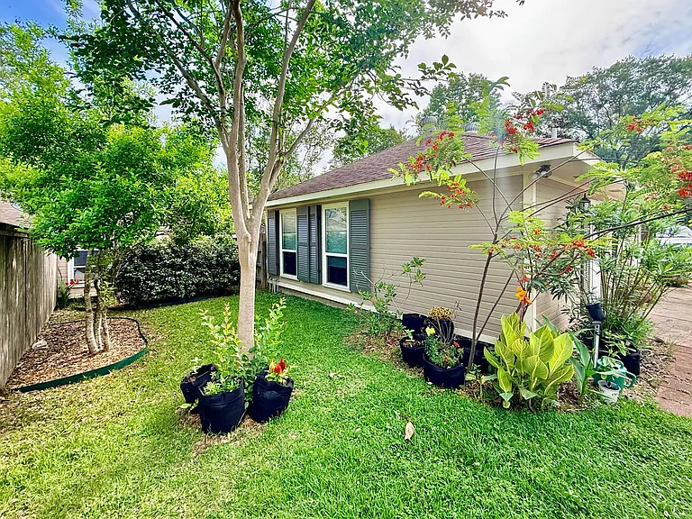 10942 Neale Fraser Dr #C — Photo 1