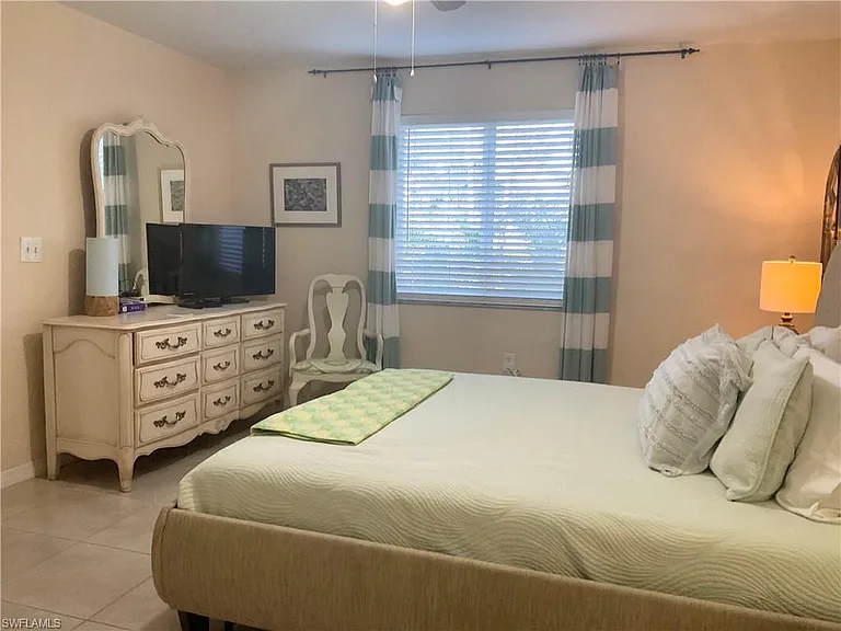 3062 Sandpiper Bay Cir #K102 — Photo 13