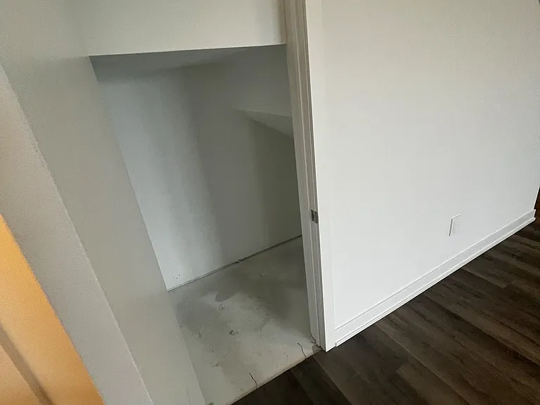 65 Romilly Ave #20 — Photo 20