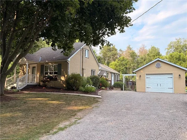 302 Fishers Glen Rd, Norfolk County, ON N0E 1W0