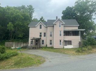 131 Depot St, Wilder, VT 05088