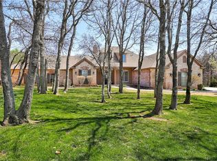 6400 Stone Valley Dr, Edmond, OK 73034