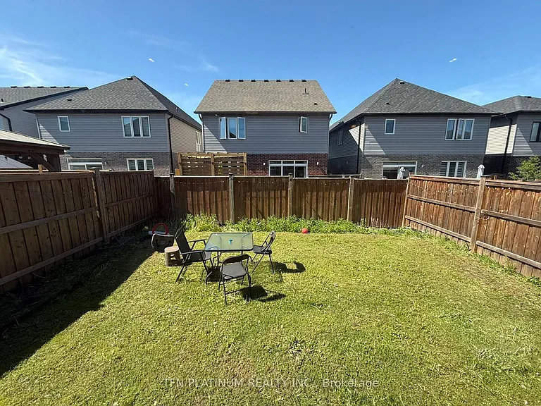 103 Monarch Woods Dr — Photo 22