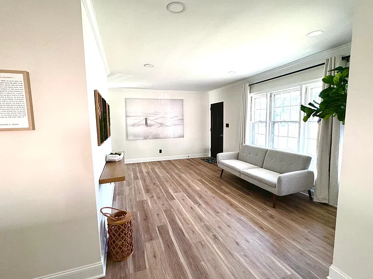 501 Hollis Rd — Photo 10