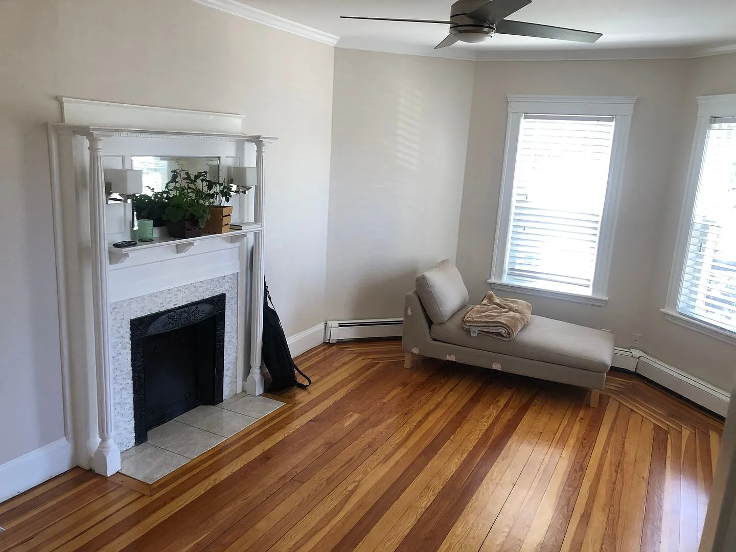 Beautiful 4 bed in Watertown — Photo 3