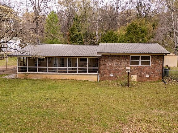 3rd image of 111 Elk River Shores Dr
