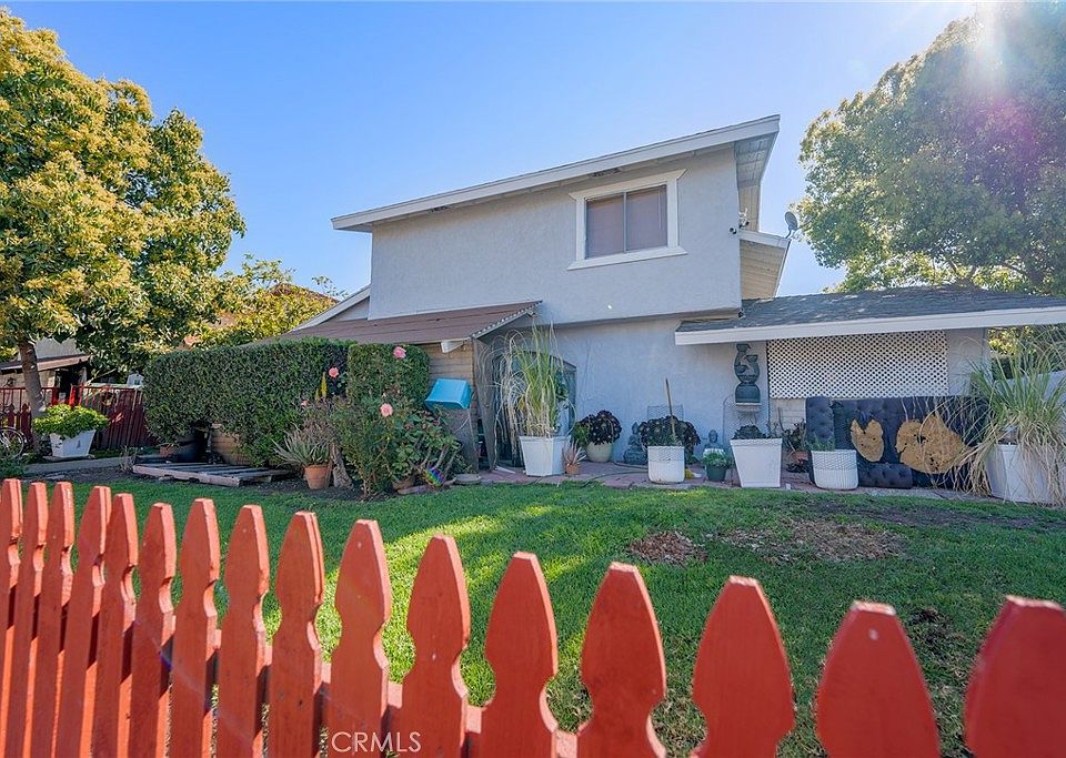 1st image of 2051 N Park Ln