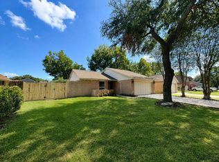 2703 Northern Dr, League City, TX 77573