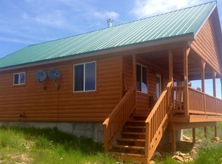 1865 Maple Leaf Rd, Casper, WY 82601