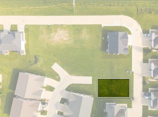 7026/7028 Waterview Dr SW, Cedar Rapids, IA 52404