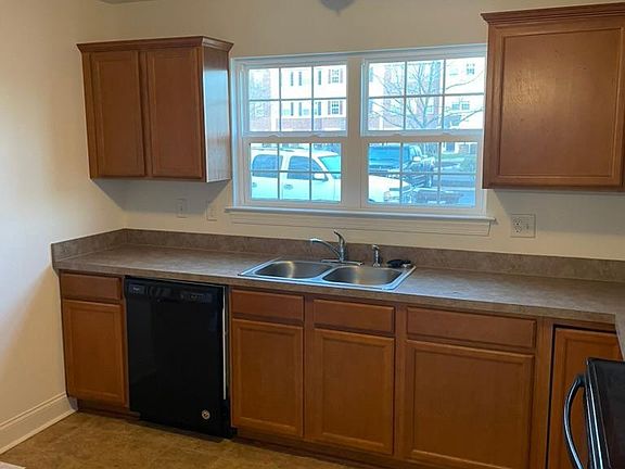 4th image of 601 Wood Duck Dr