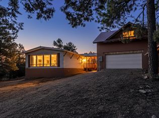 36 Mockingbird Dr, Tijeras, NM 87059
