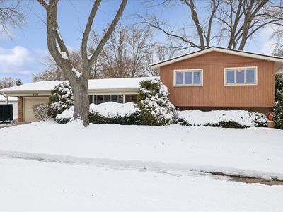 408 Buckingham Dr, Crystal Lake, IL, 60014