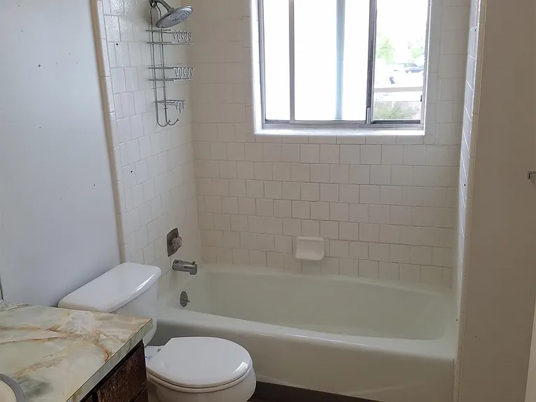 1419 W 1650 N #4 — Photo 9