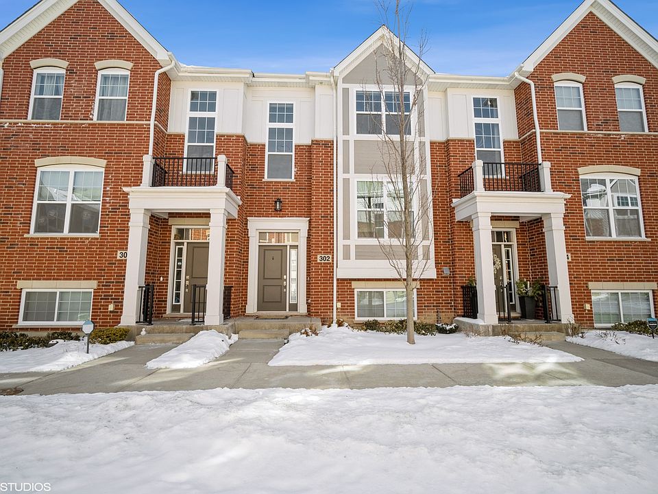 1st image of 302 Capulina Ct