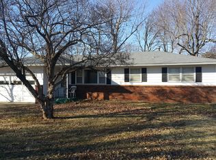 1335 E Rosebrier St, Springfield, MO 65804