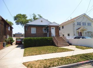 15837 95th St, Jamaica, NY 11414