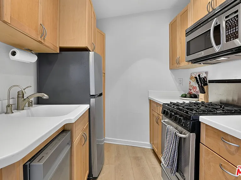 2045 4th St #301B — Photo 14