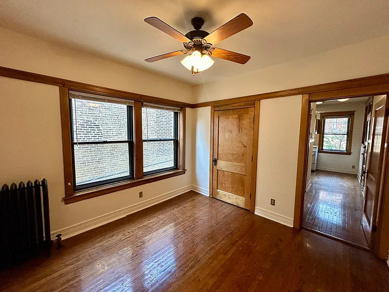 2540 N Racine — Photo 13