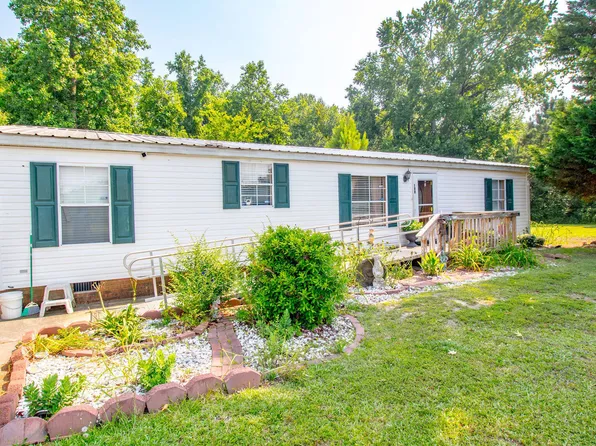 107 Carla Ann Drive, Pikeville, NC 27863