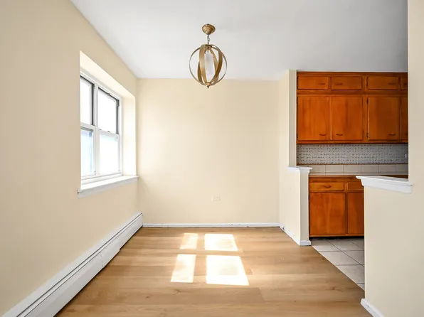 99-10 60th Avenue image 7 of 19