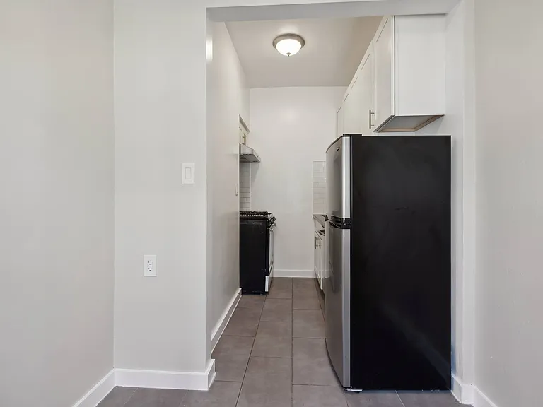 1520 Gough Street — Photo 13