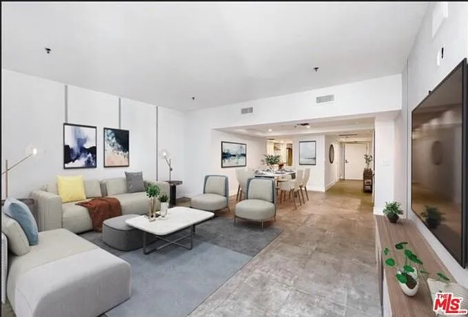 10660 Wilshire Blvd #907 — Photo 2