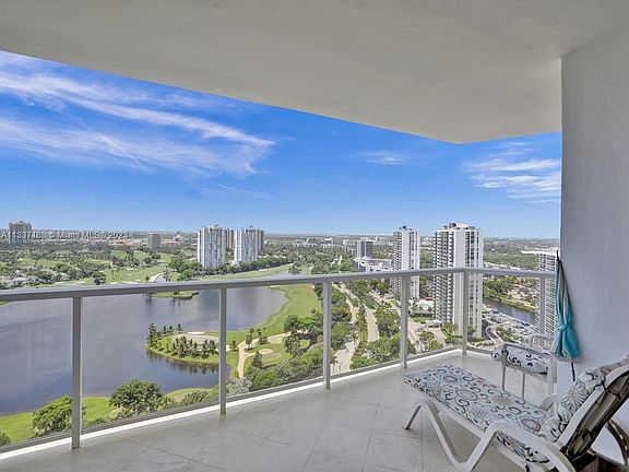 5th image of 20281 E Country Club Dr APT 2309