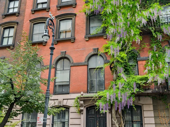 35 Stuyvesant Street image 1 of 8
