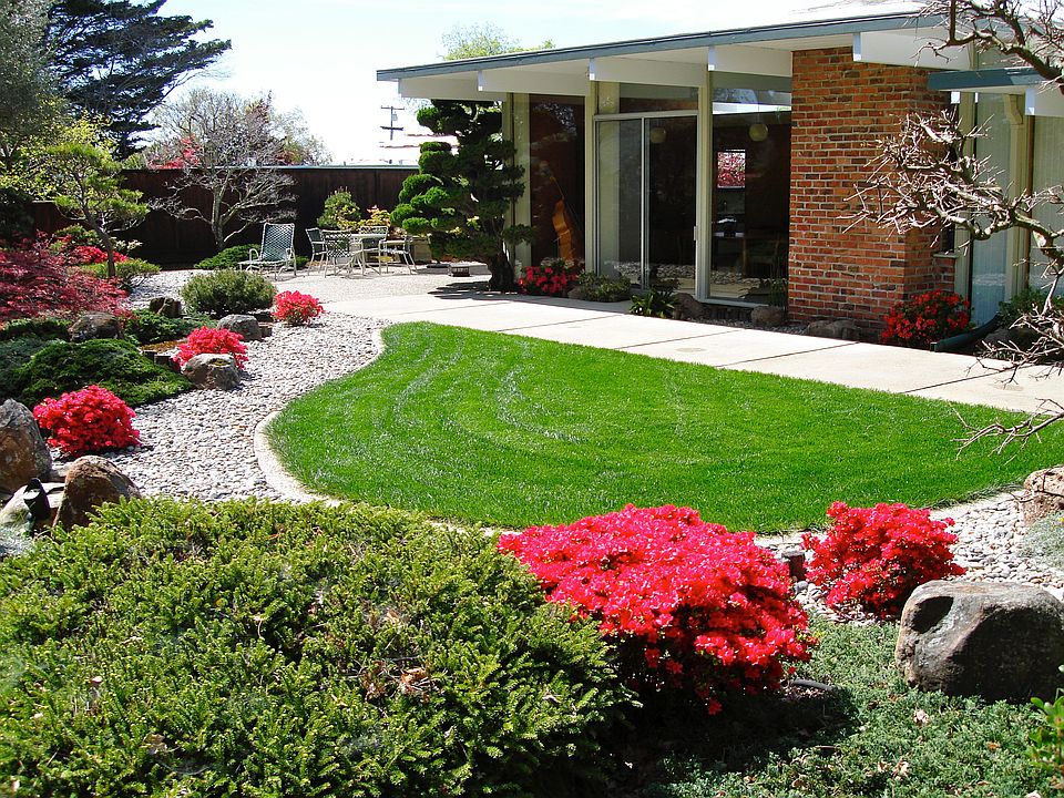 2nd image of 5567 Greenridge Rd