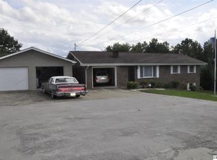 1425 Old Parrottsville Hwy, Parrottsville, TN 37843