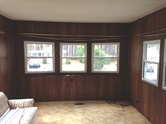 2nd image of 67 Redwood Dr