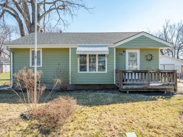 2407 E 23rd St, Des Moines, IA 50317
