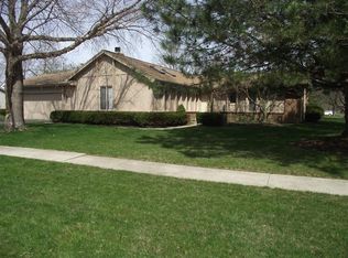 6940 Greentree Ln, Maumee, OH 43537